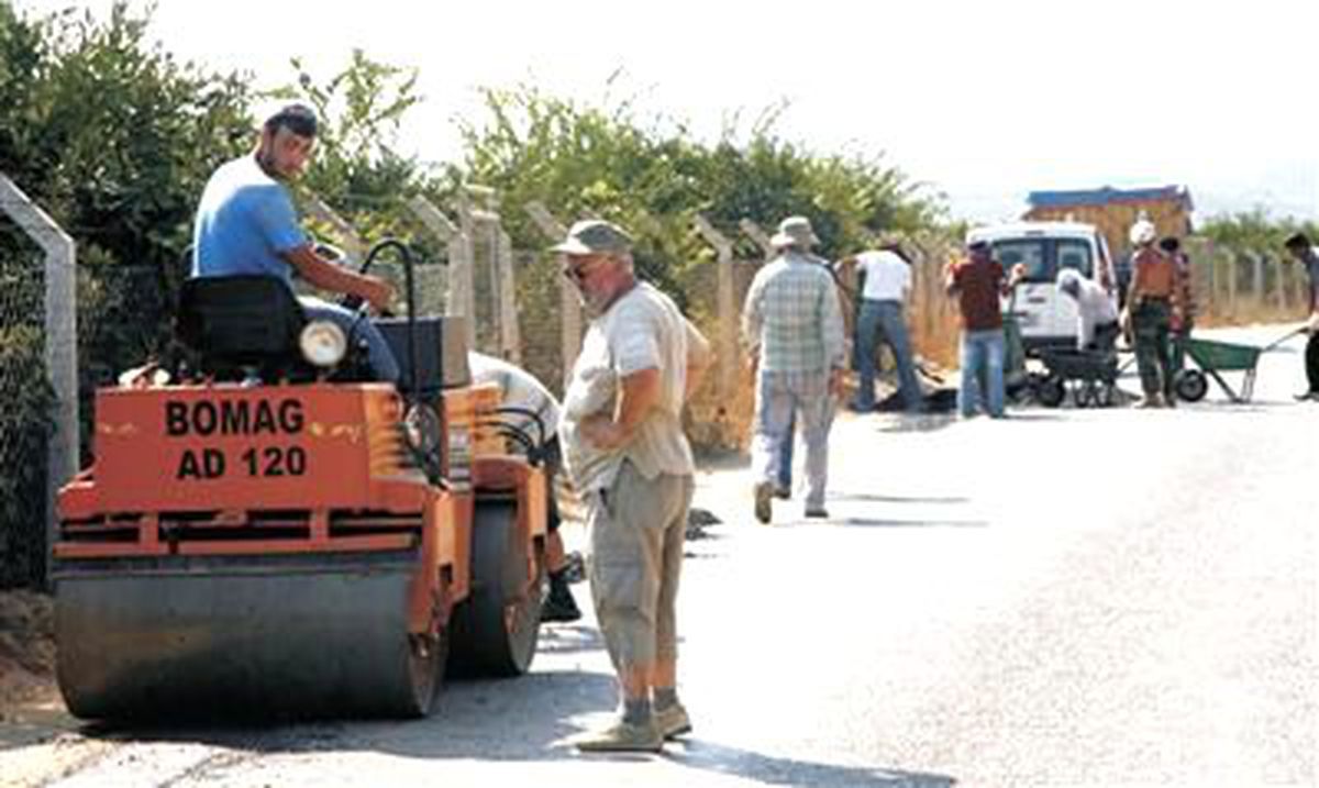Selçuk\'ta Sorunlar Belediye-Kamu İşbirliğiyle Çözülüyor