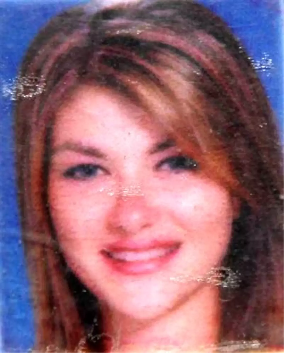 Sevgilisine Kızarak Çıktığı Çatından Düşüp Öldü