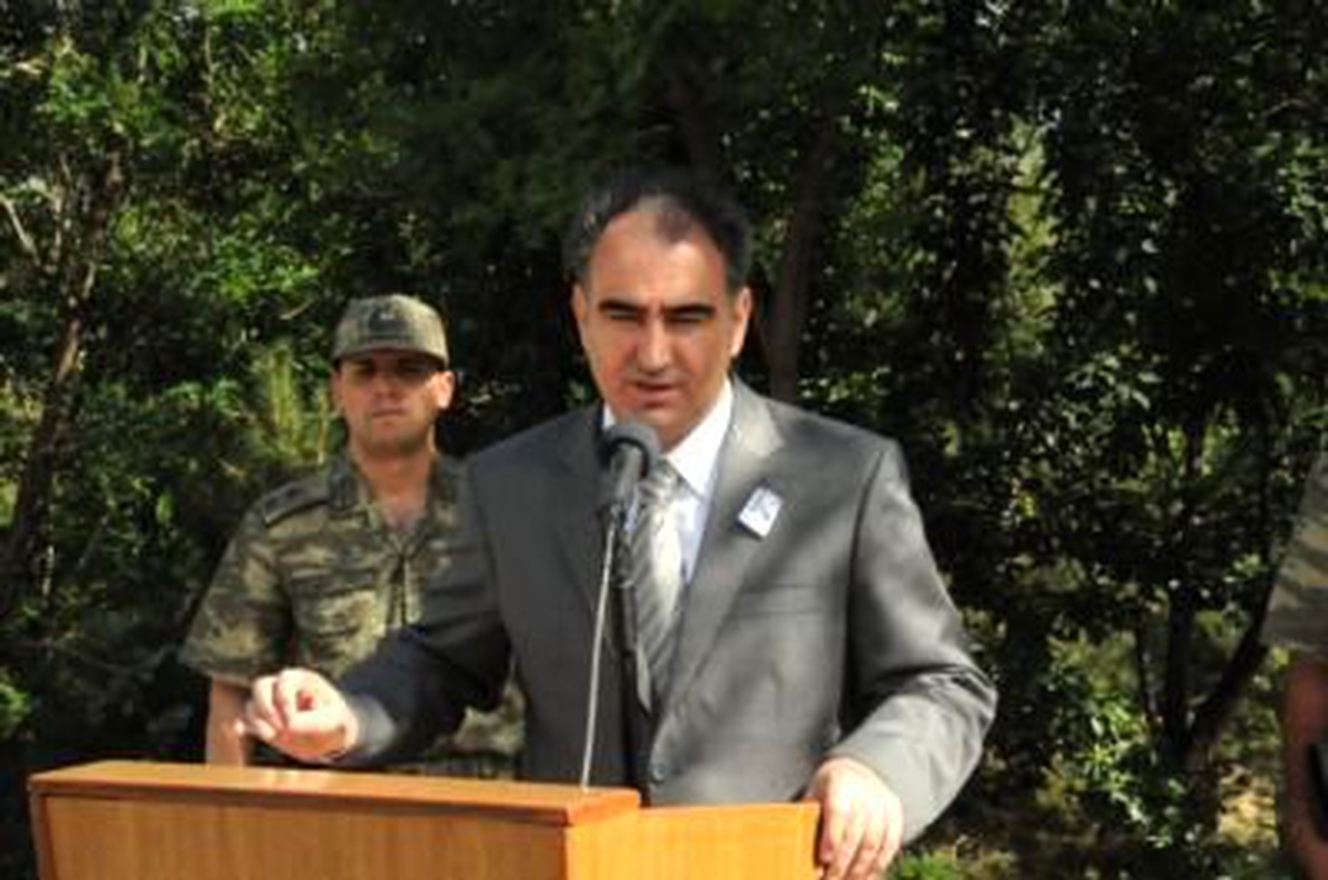 Şırnak Valisi Vahdettin Özkan, Uludere İlçesine Bağlı Ortasu Köyünde Askeri Personel Taşıyan...