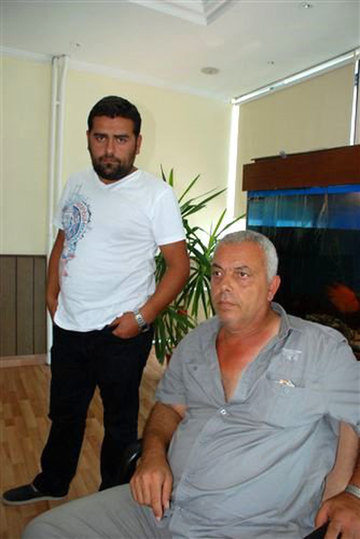 Teröristler Bursalı Nakliyecilerin Tır\'larını Ateşe Verdi