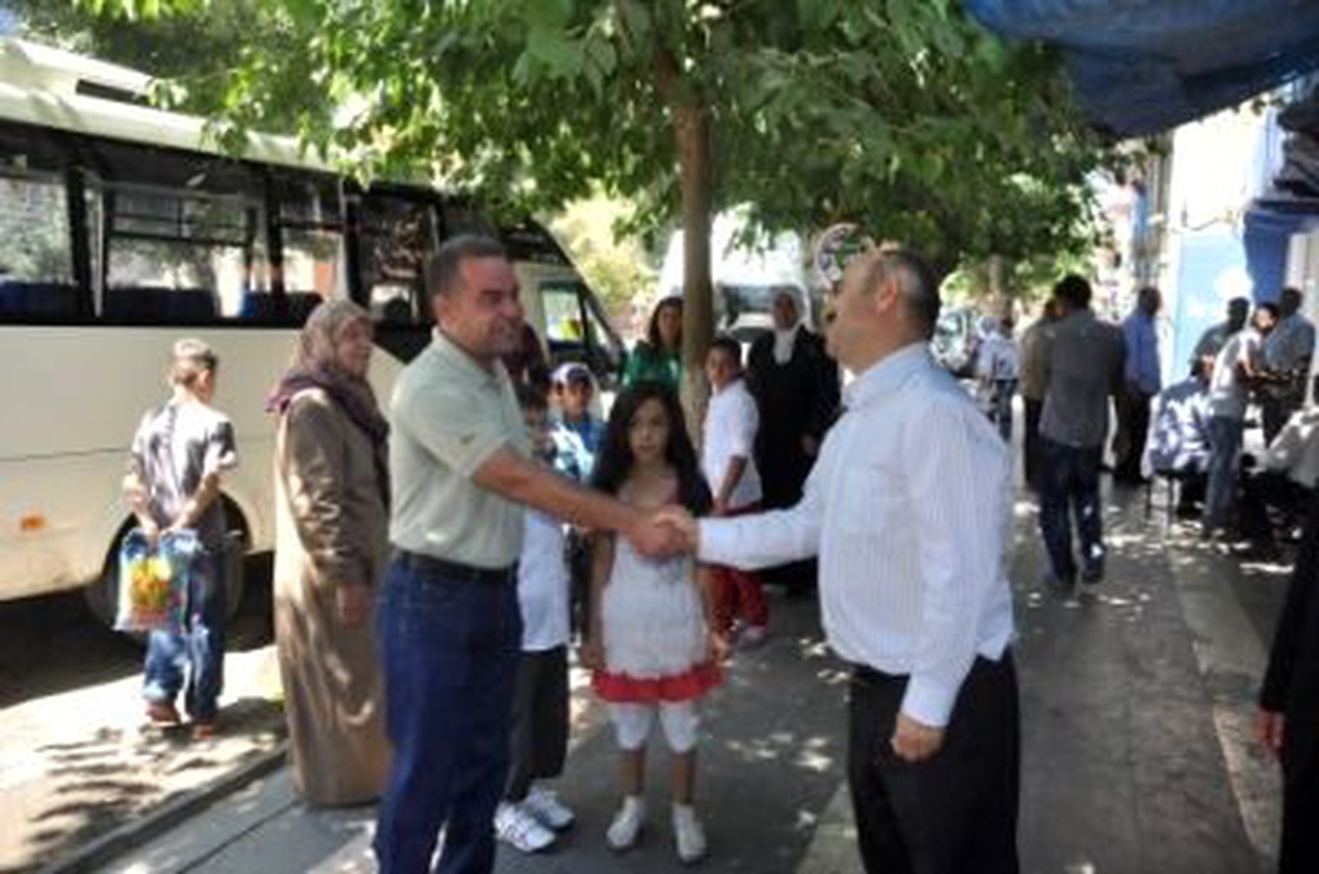 Vali Aydın, Esnafları Ziyaret Ederek, Bayramlarını Kutladı