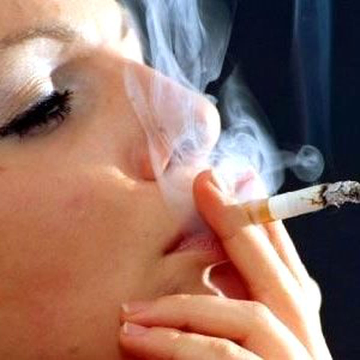 YÖK\'den Üniversitelere Sigara ve İçki Yasağı Uyarısı