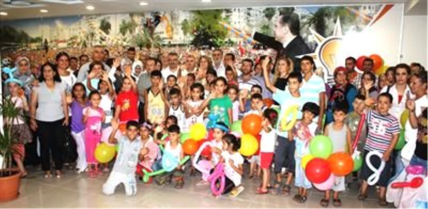 AK Parti 115 Çocuğu Sevindirdi