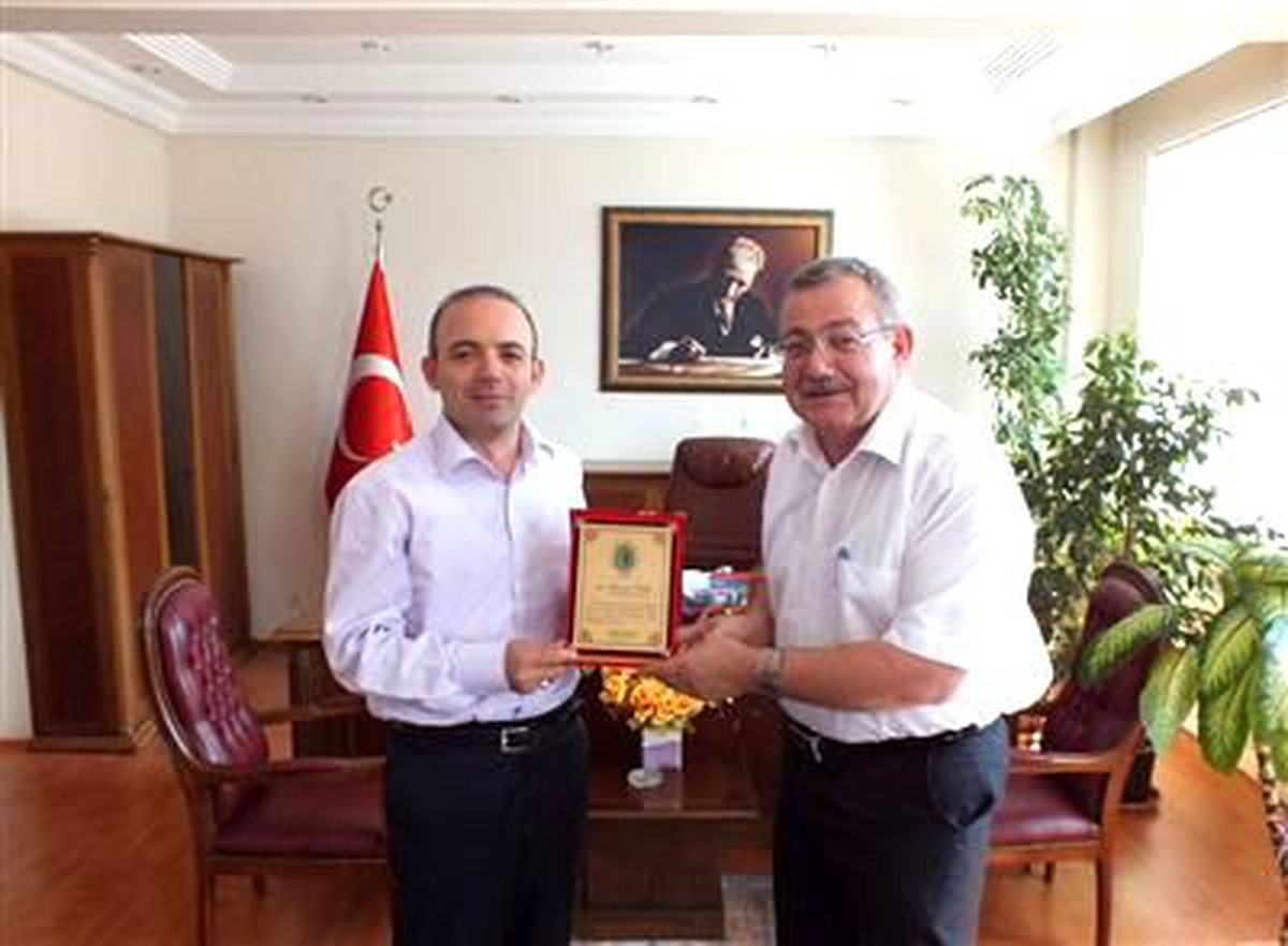 Başkan Gülşen, Kaymakam Öner\'i Makamında Ziyaret Etti.