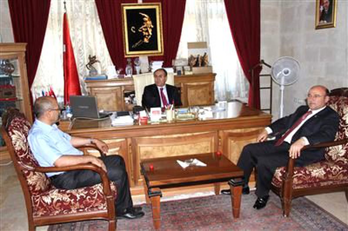 Bem Bir Sen Genel Başkanı Turbay\'dan Nevşehir Valisi Savaş\'a Ziyaret