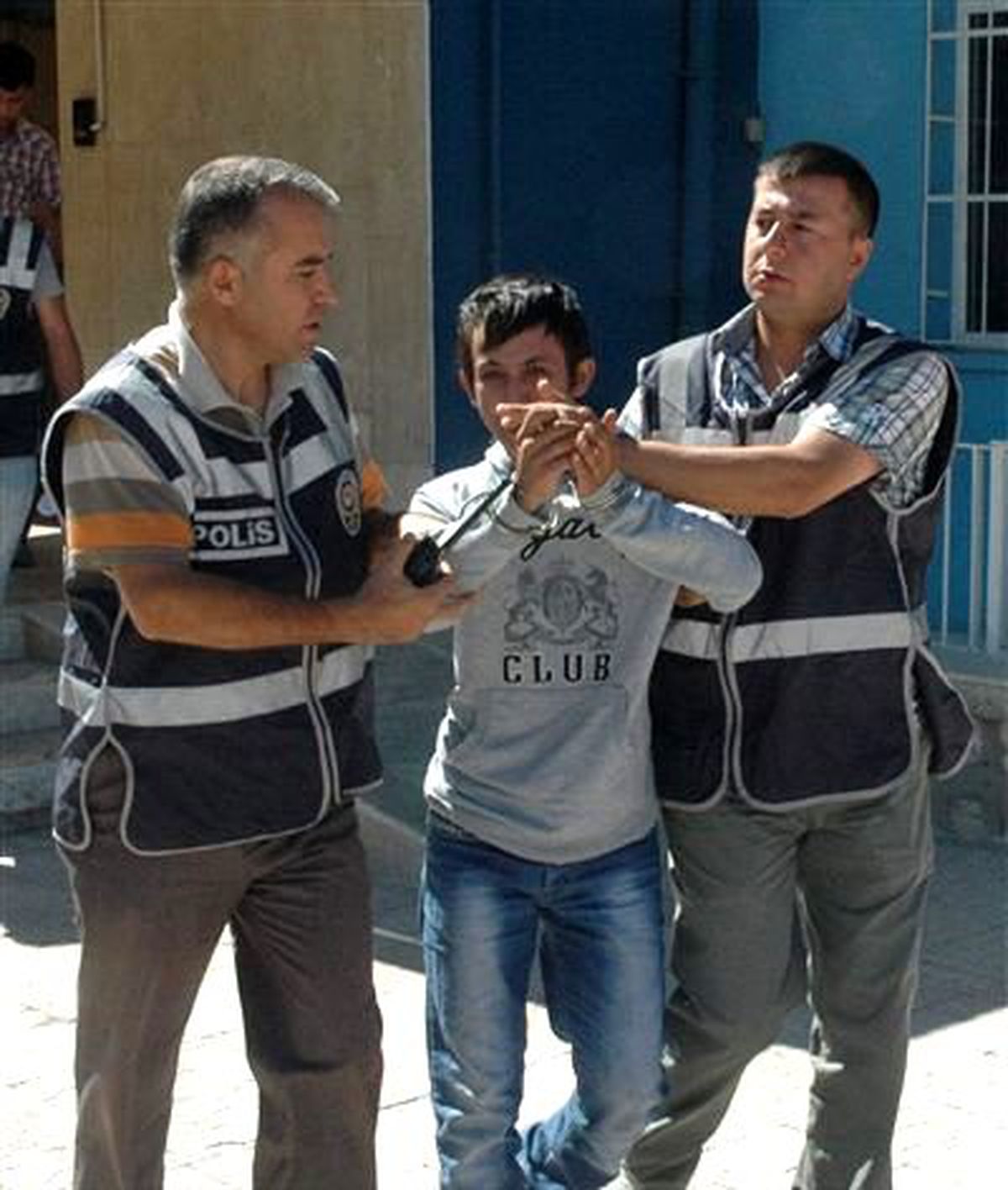 Çaldı Ancak Sahibinin Haberi Olmadan Polis Yakaladı