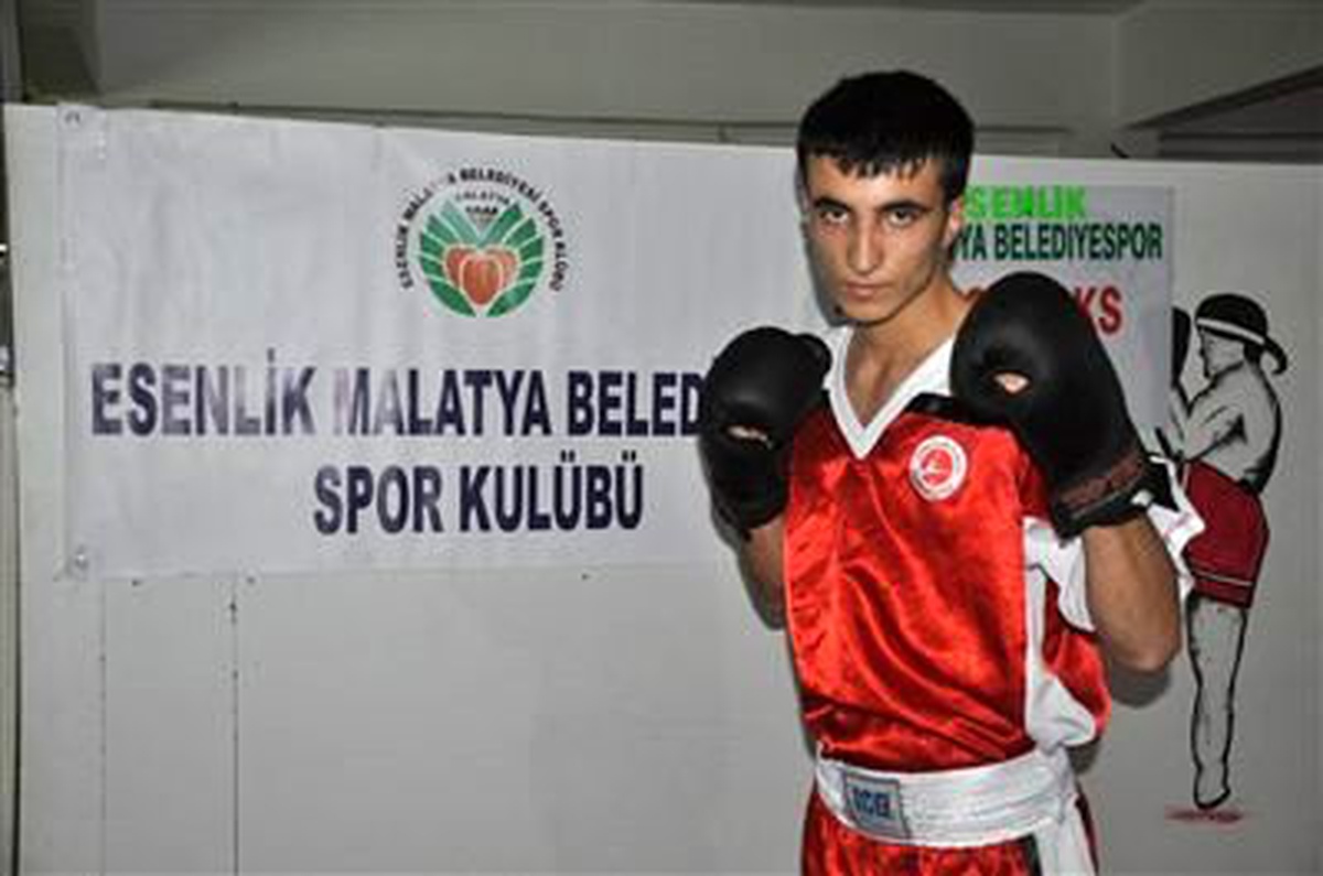 Esenlik Malatya Belediyespor Kick Boks\'ta Büyük Gurur Yaşıyor