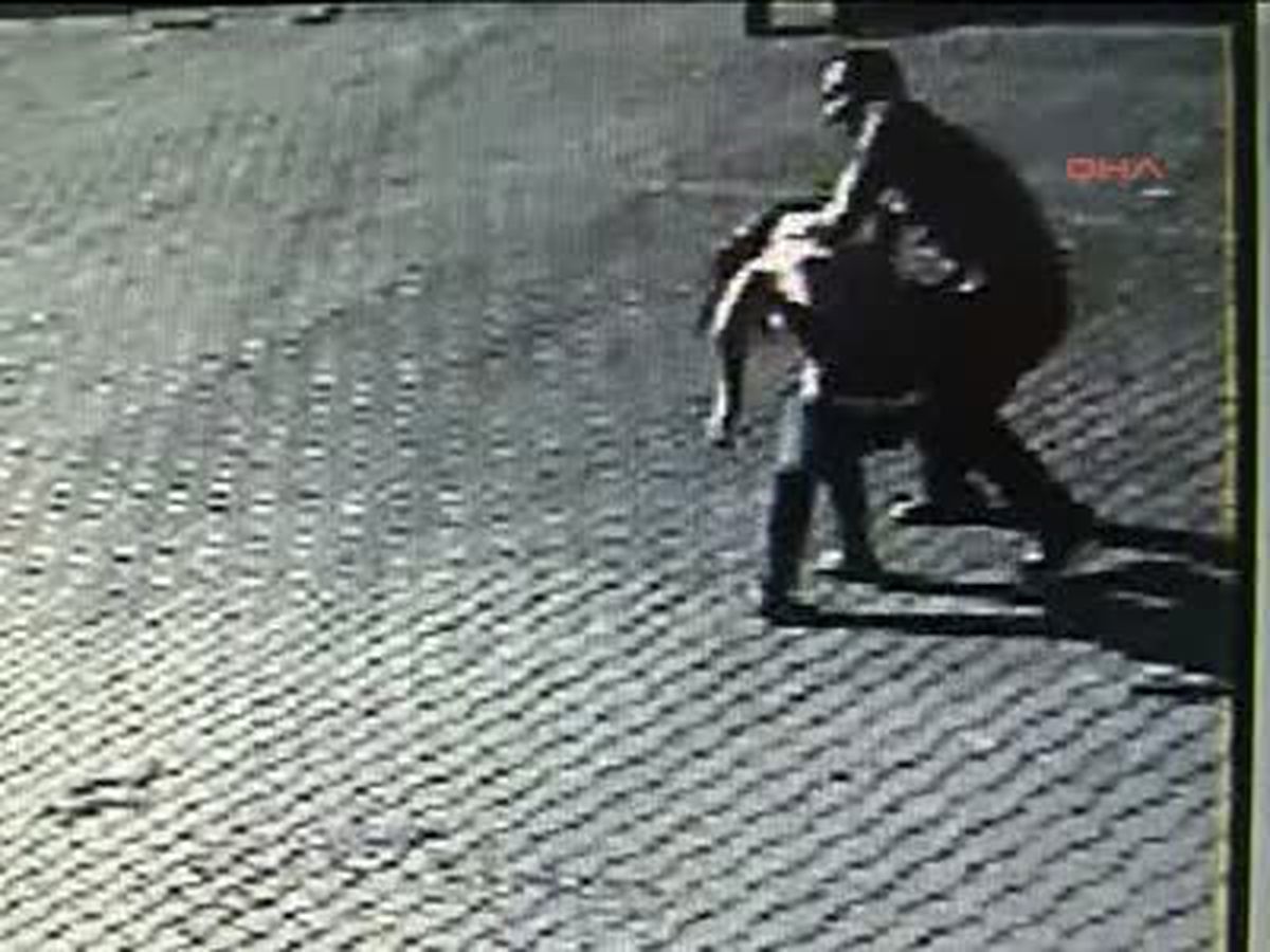 Eski Eşi Tarafından Sokak Ortasında Öldürüldü