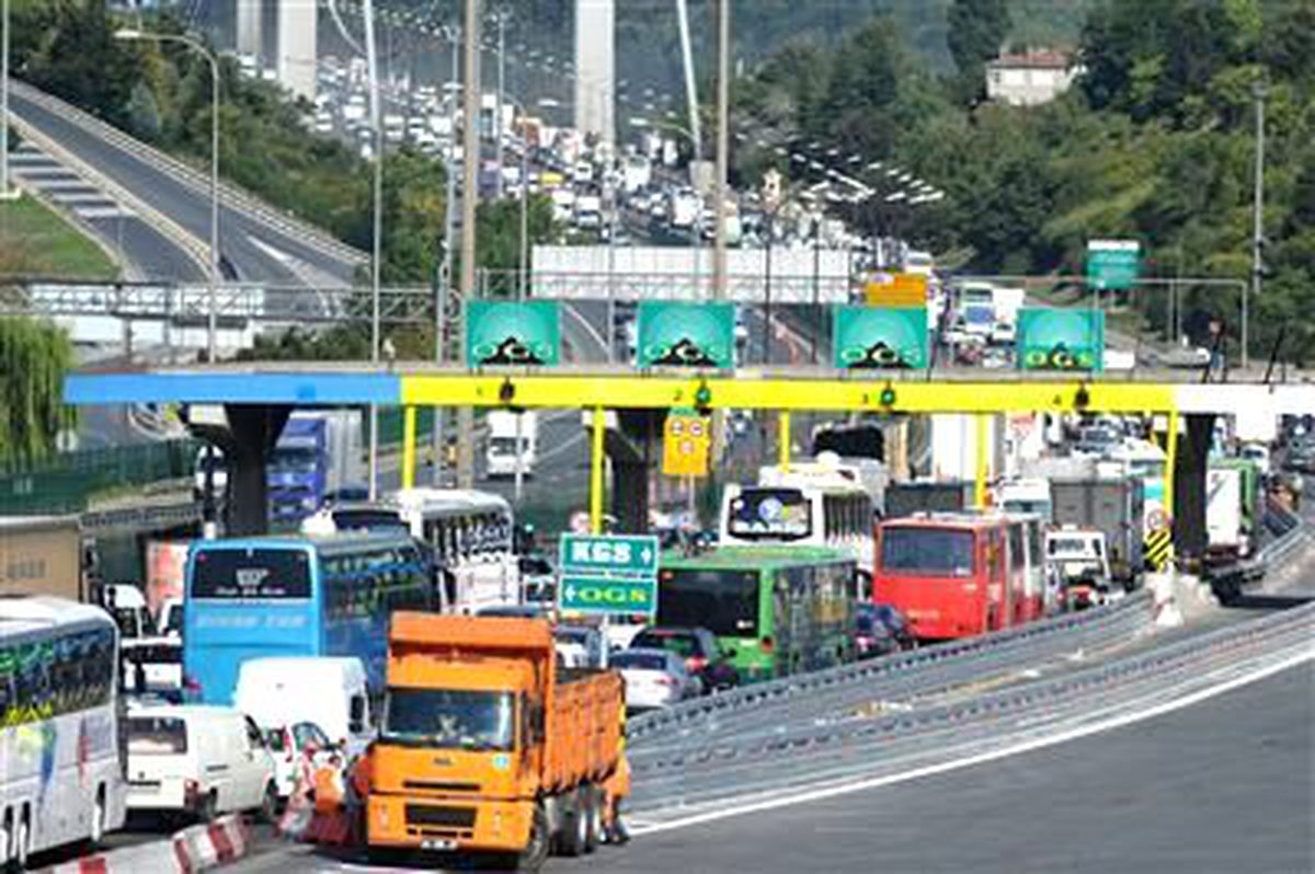Fsm Köprüsü Trafiğe Açıldı