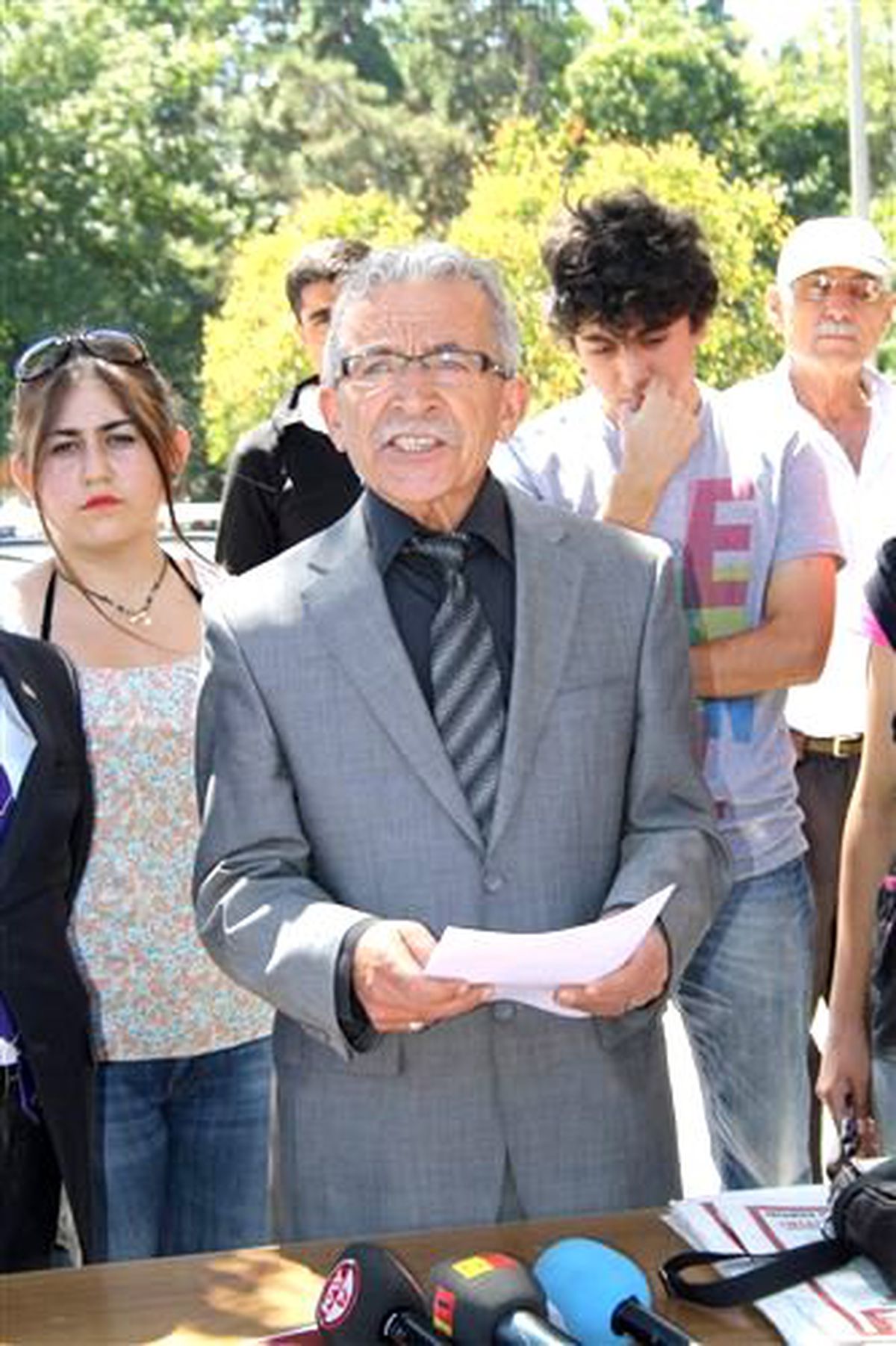 Terörün Bitmesi İçin İmza Kampanyası Başlattılar