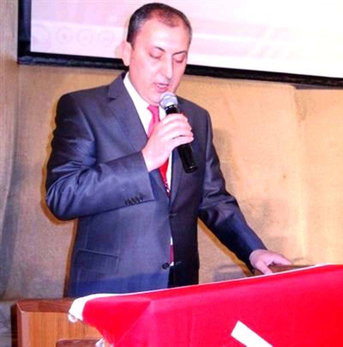 Işık\'tan Teröre Tepki