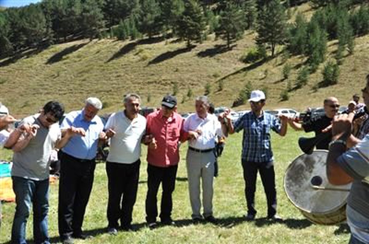 İspir Festival Çoşkusunu Yaşıyor