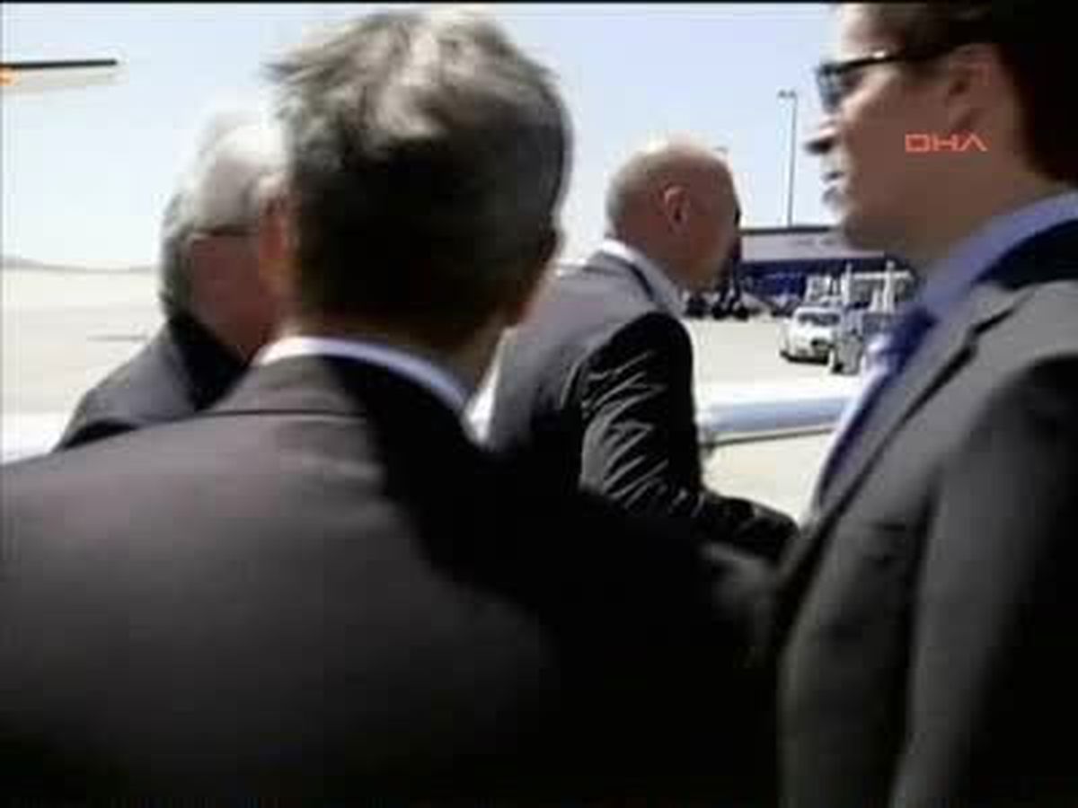 Junker: Yunanistan İçin Son Şans