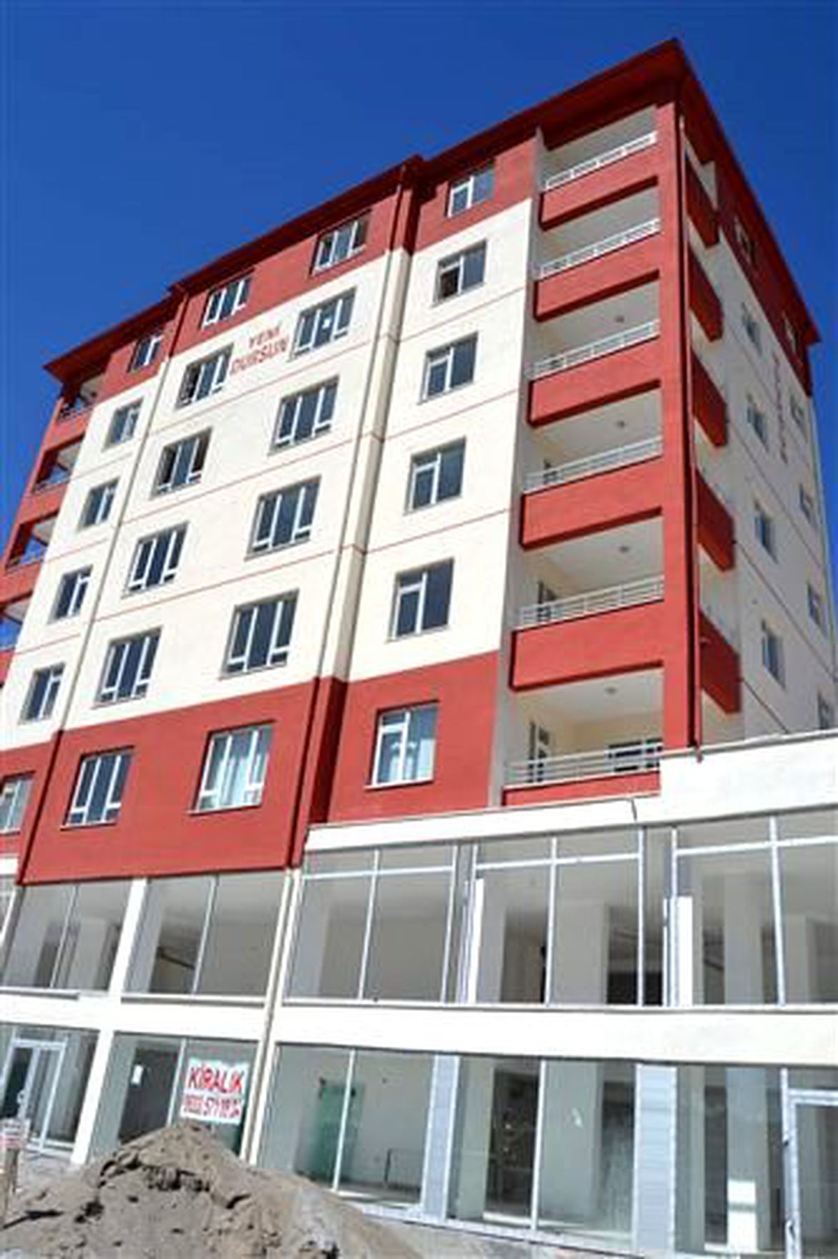 \'Lavaboya Gideceğim\' Dedi 4. Kattan Atladı