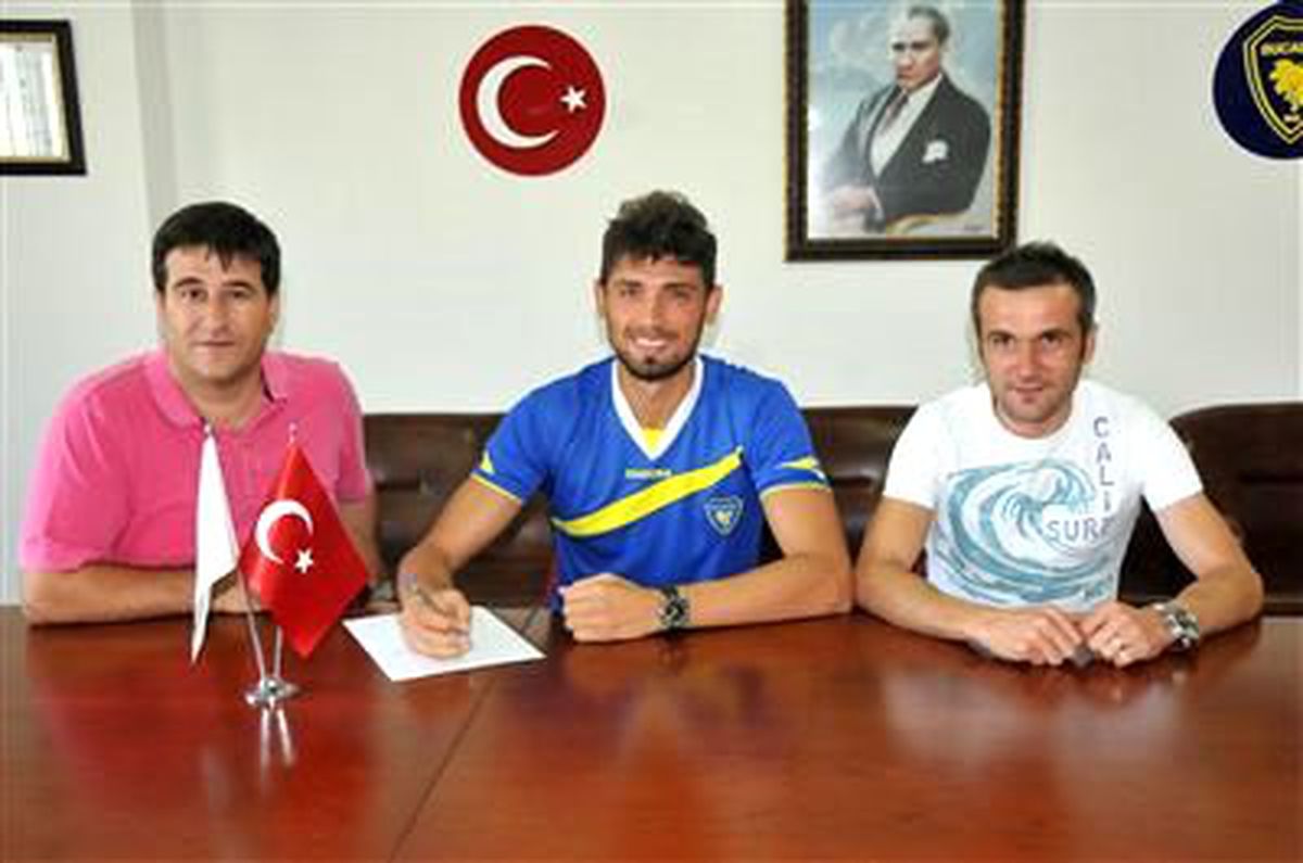 Mehmet Batdal Yeniden Bucaspor\'da