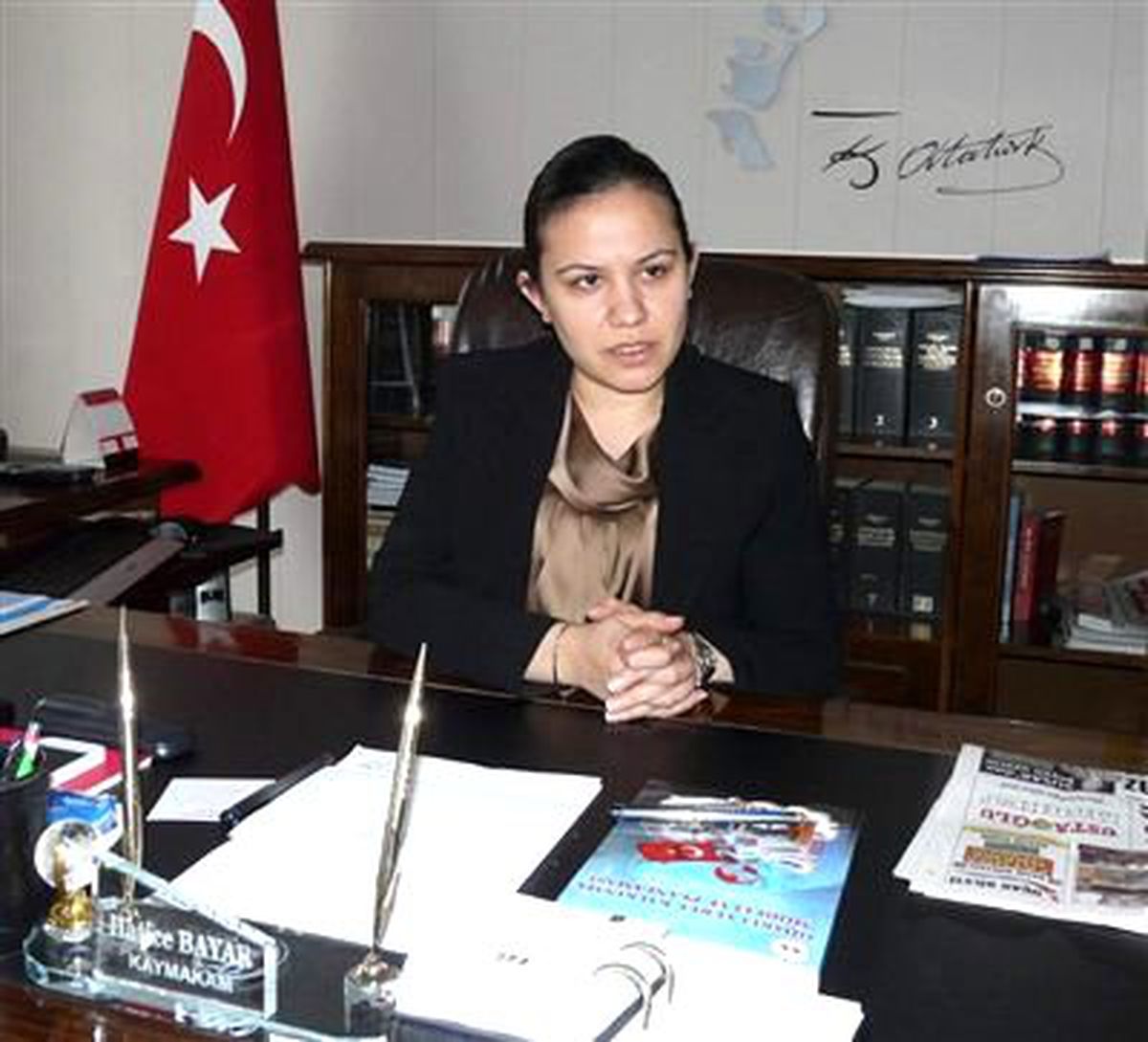 Salıpazarı\'na Bayan Kaymakam