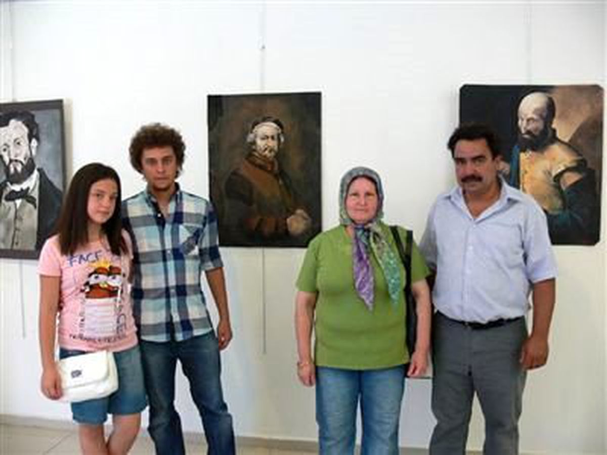 Sökeli Genç Ressam Gürsel Kurnaz\'dan Sergi