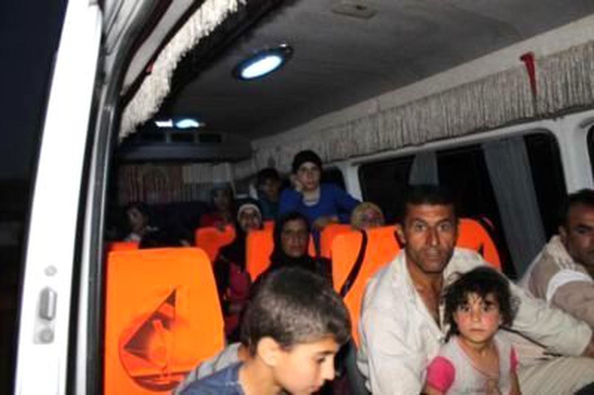 Suriye\'deki Olaylardan Kaçan 17 Kişi Nusaybin\'e Geldi