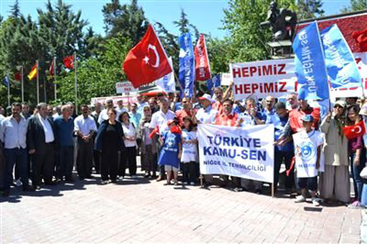 Türkiye Kamu-Sen Terörü Lanetledi