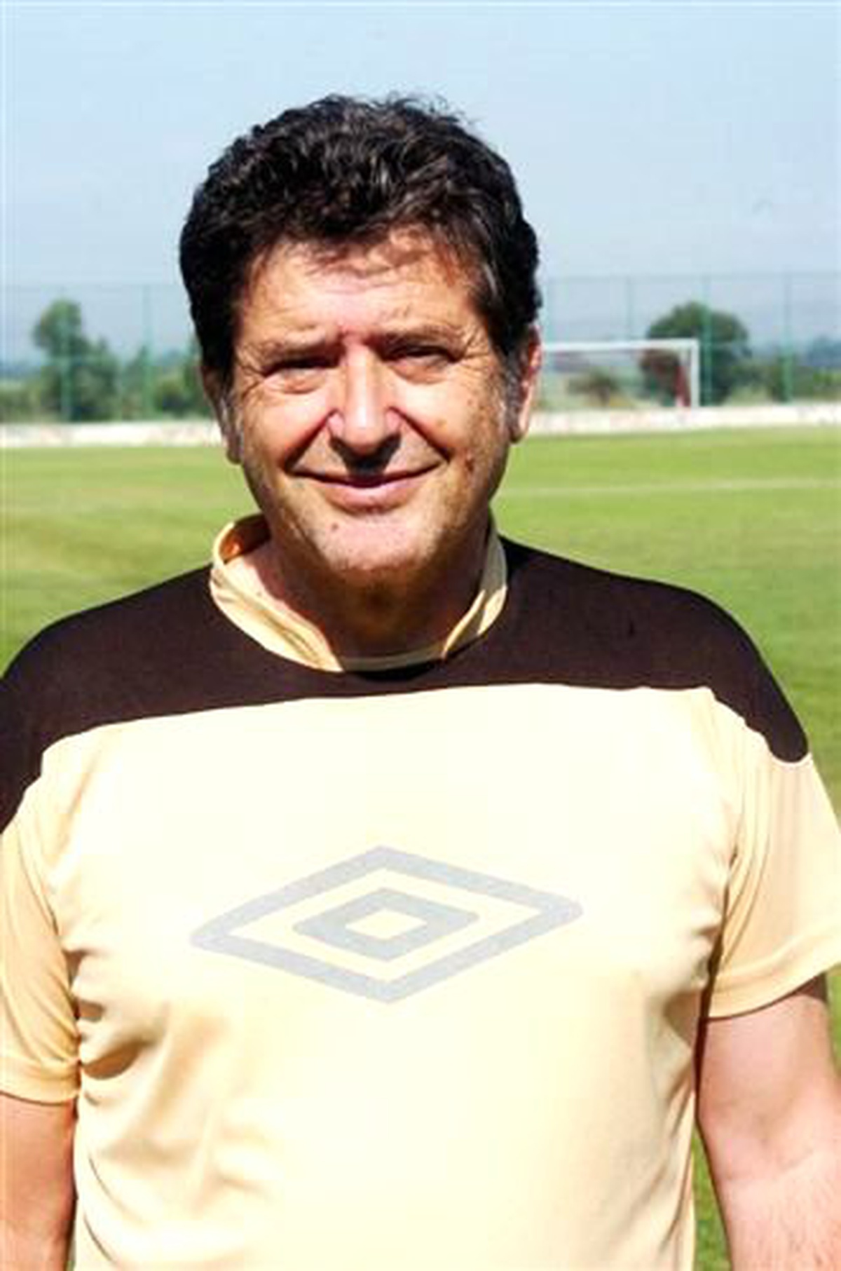 Adana Demirspor\'da Güvenç Kurtar İstifa Etti