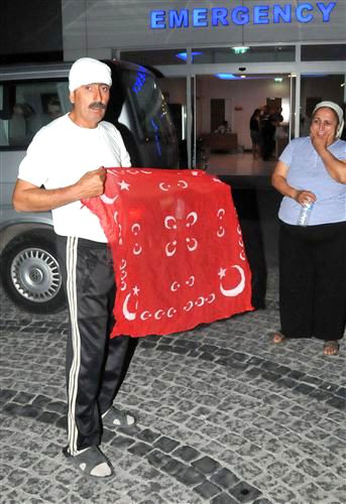 Asker Eğlencesine Kanlı Saldırı