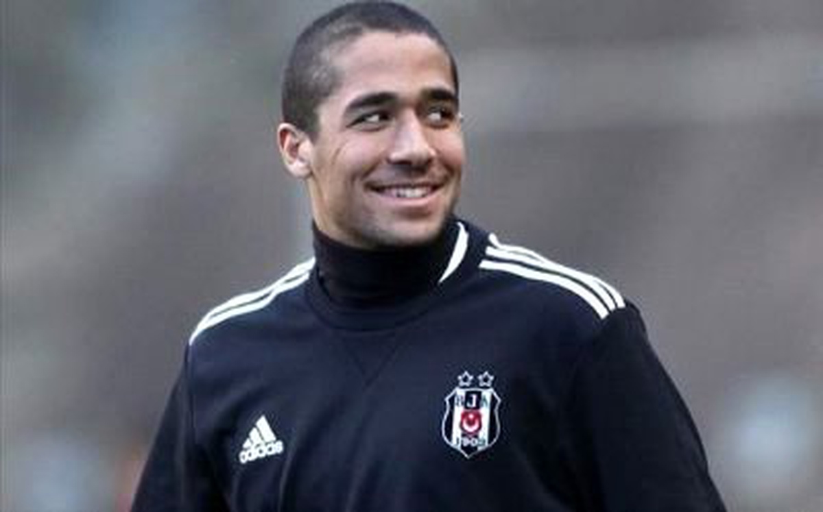 Beşiktaş Julio Regufe Alves\'i, 1 Yıllığına Sporting\'e Kiralandı