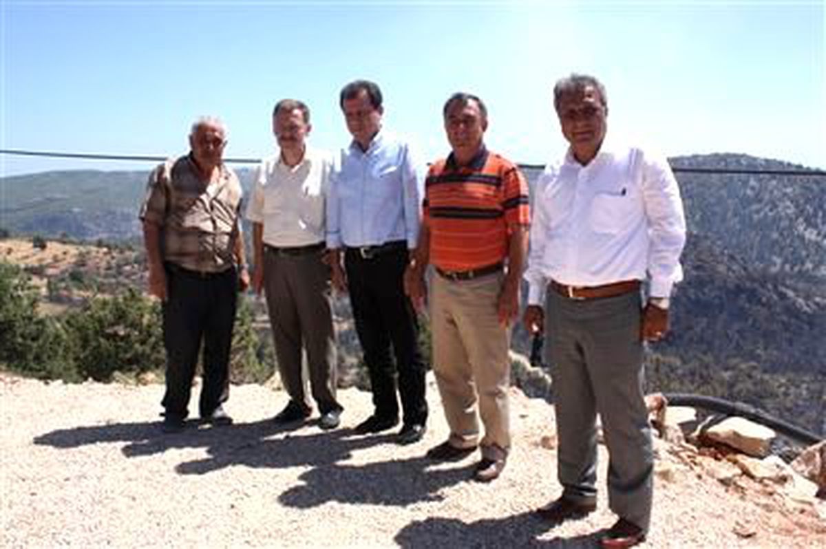 CHP Milletvekilleri Gülnar\'da Yangın Bölgesini İncelediler