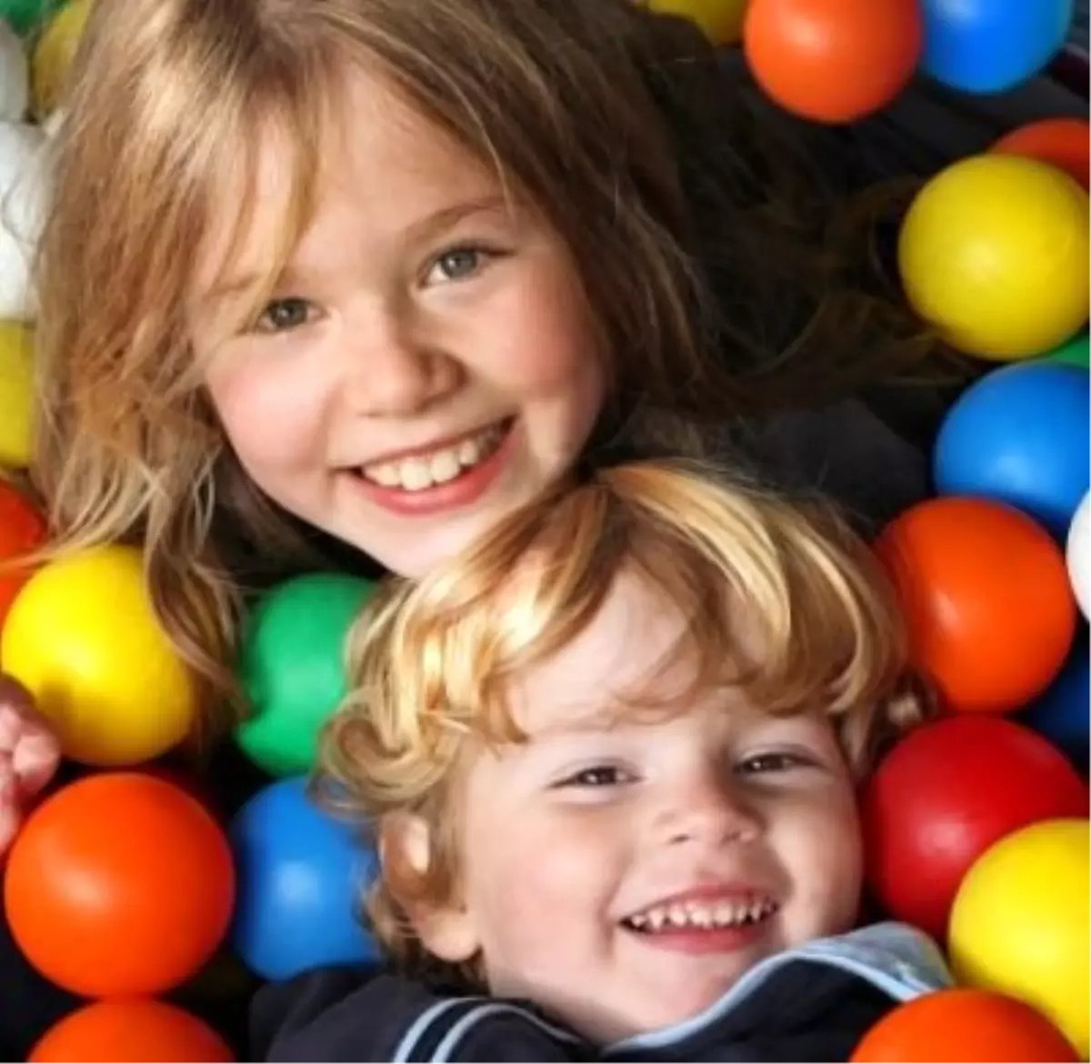 Çocuğunuza Arkadaşlık Eğitimi Verin!