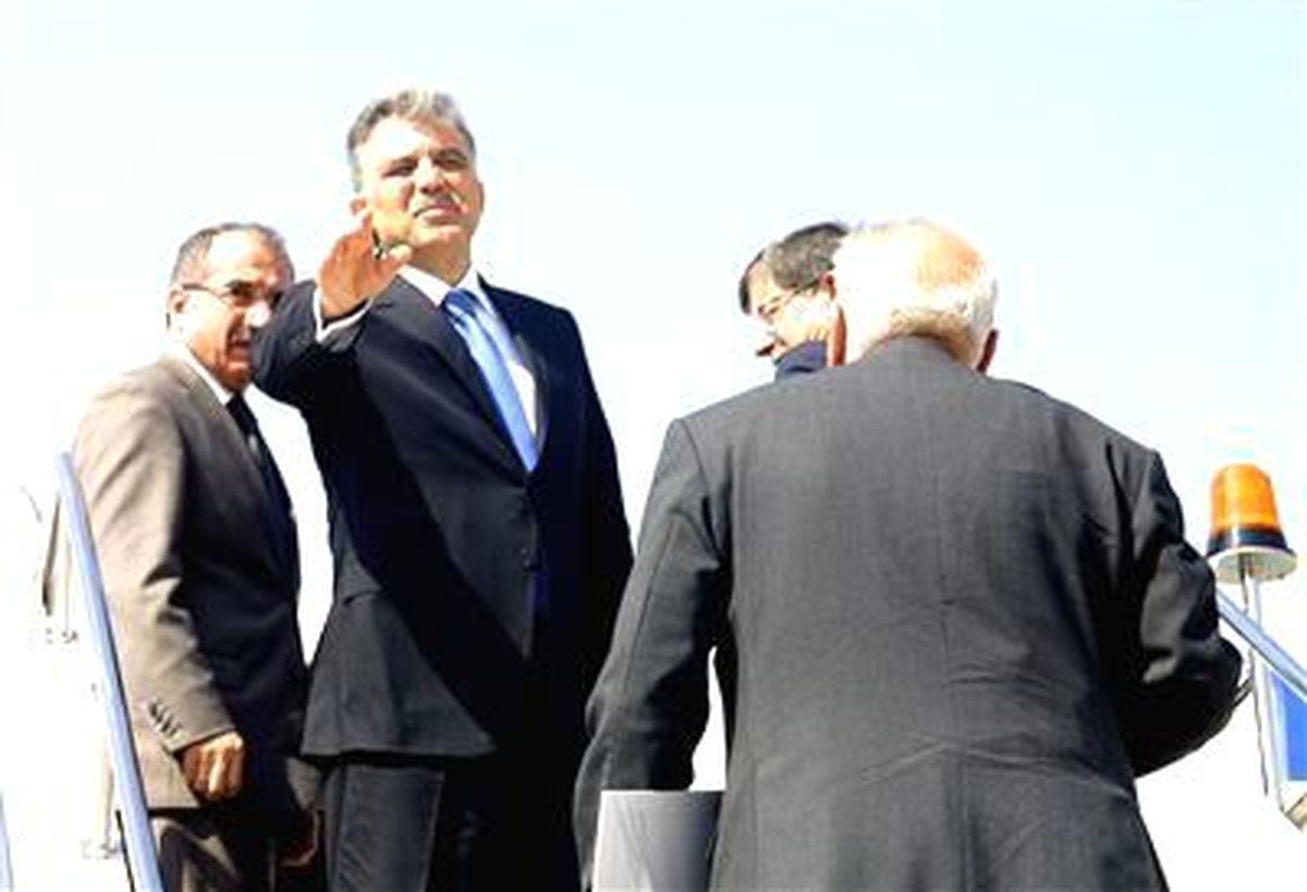 Cumhurbaşkanı Gül, Yurda Döndü
