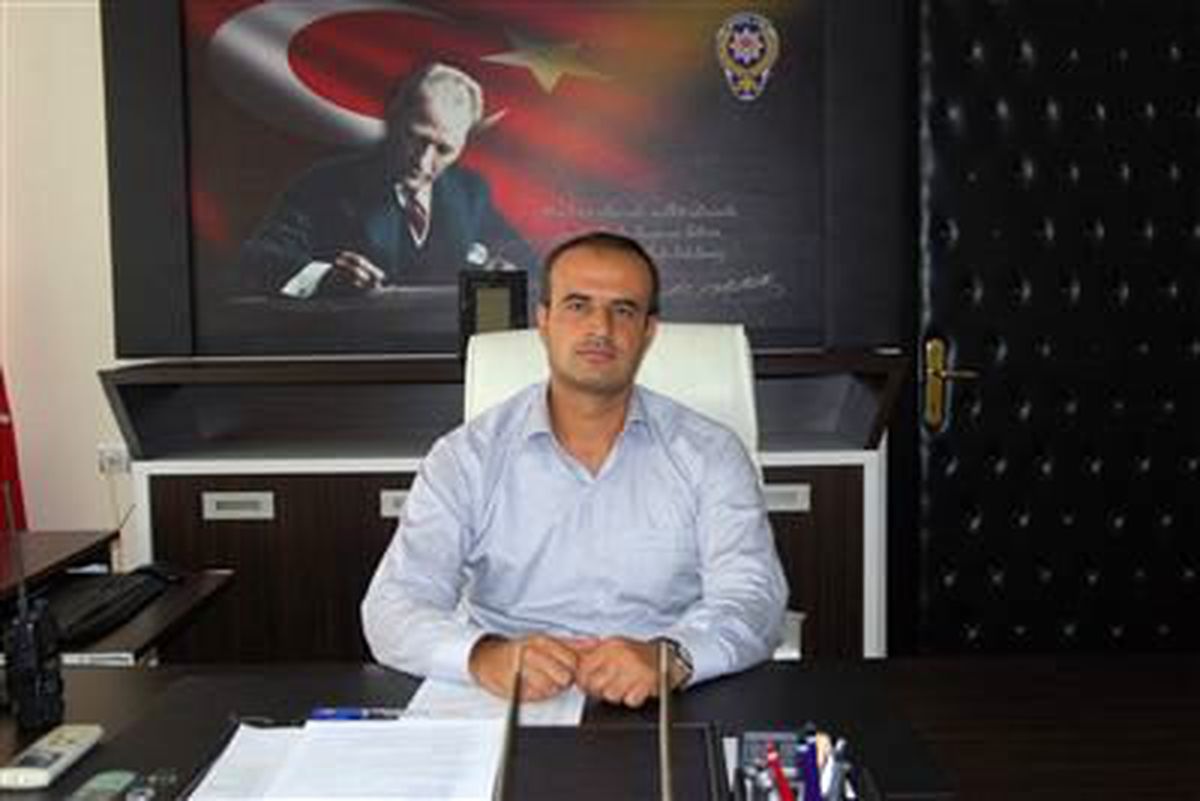 Elbistan\'da Her Düğüne Bir Sivil Polis