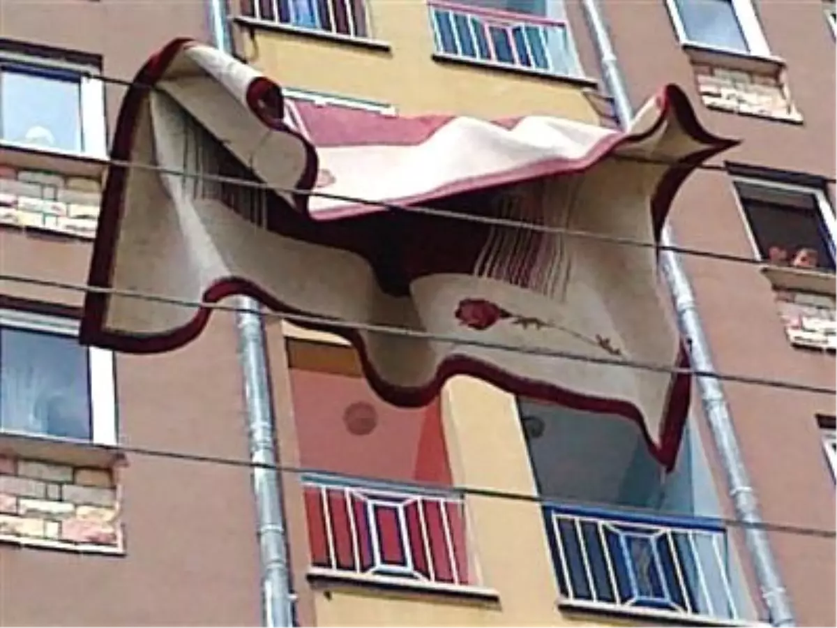 Elektrik Kesintilerin Kaynağı Uçurtma