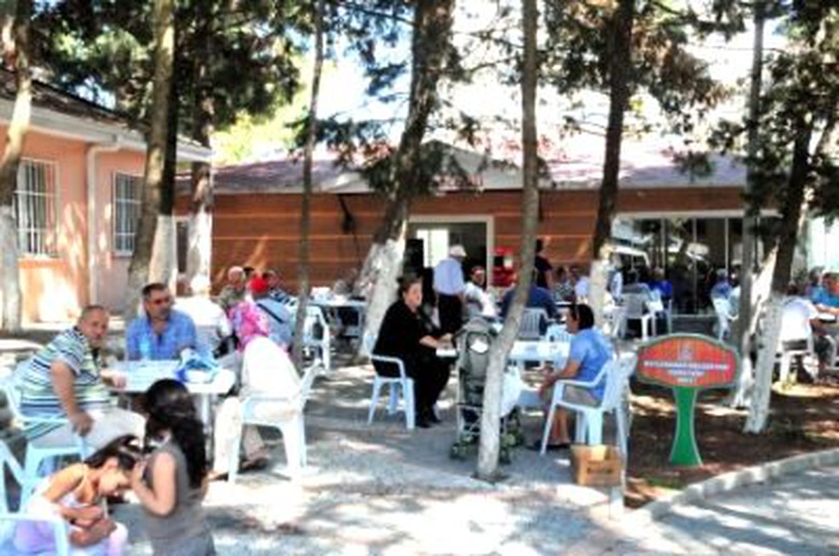 Emekli Lokaline Büyük İlgi