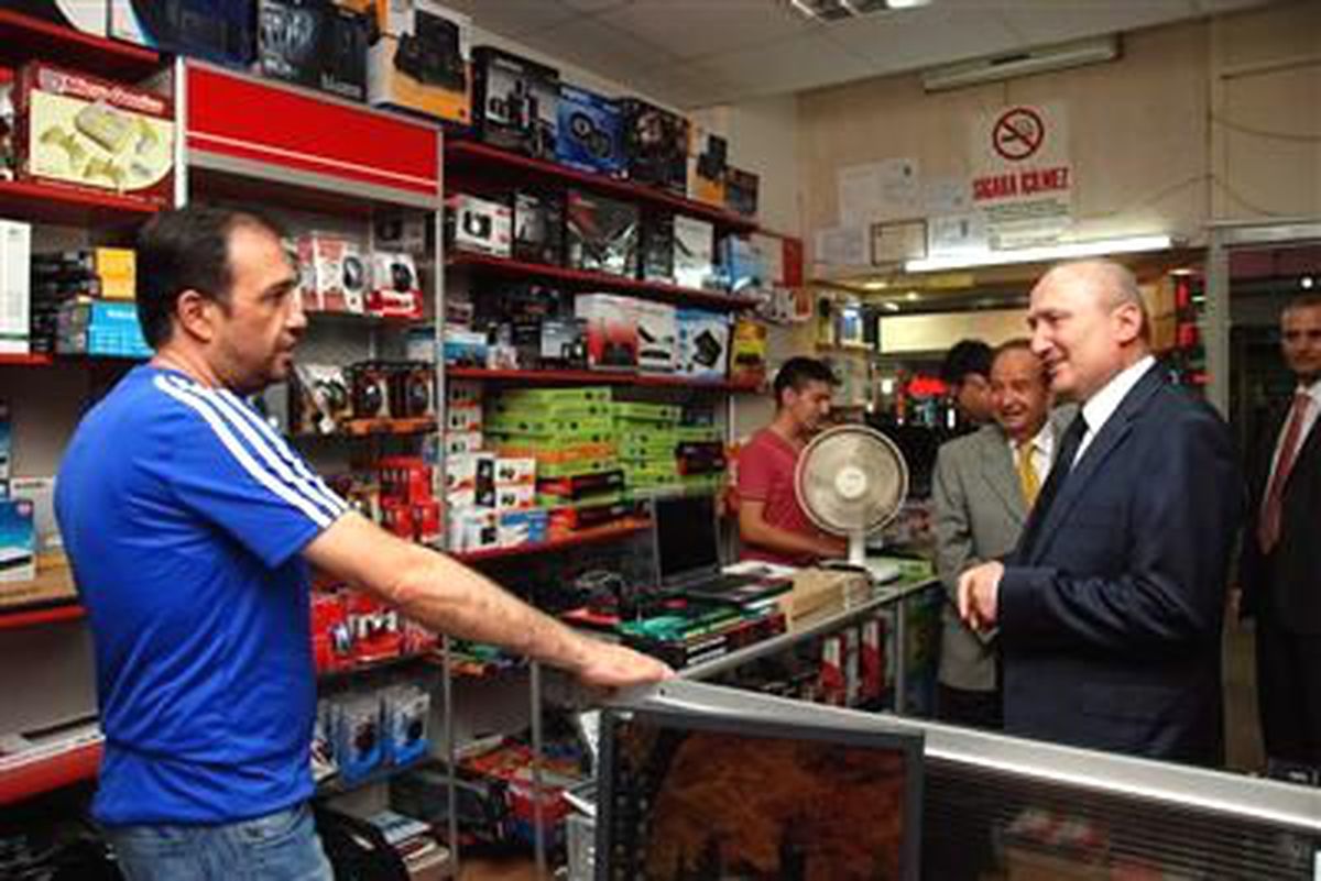 Eskişehir Valisi Kadir Koçdemir Esnafın Sorunlarını Dinledi