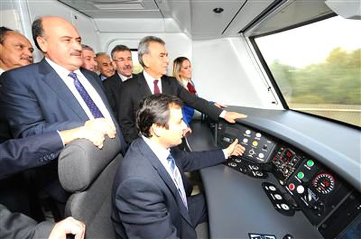 İZBAN Adım Adım Torbalı\'ya İlerliyor