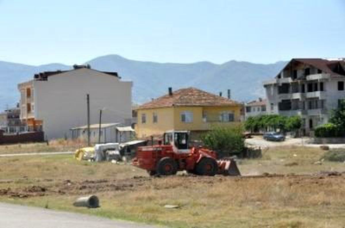 Kartepe\'de Yeni İmar Yolları Açıldı
