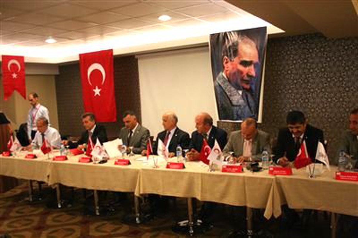 Kızılay Bölge Toplantısı Erzincan\'da Yapıldı