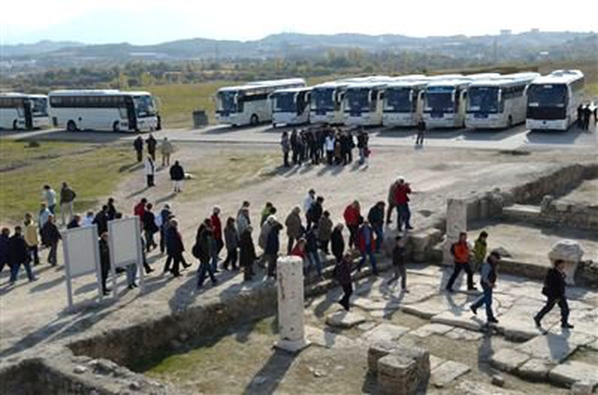 Laodikya Antik Kentine Turist Akını