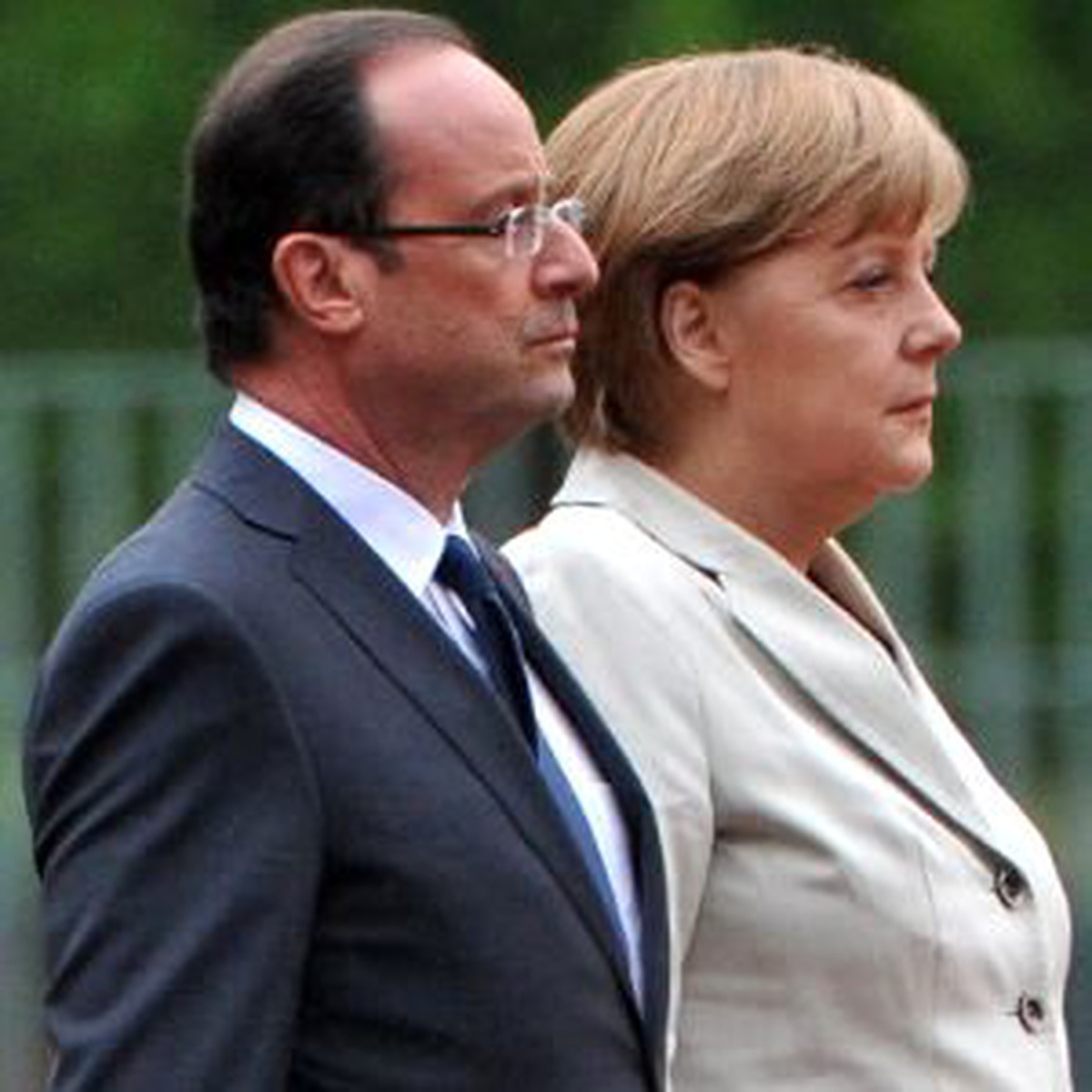 Merkel ve Hollande\'den Yunanistan\'a Reform Mesajı