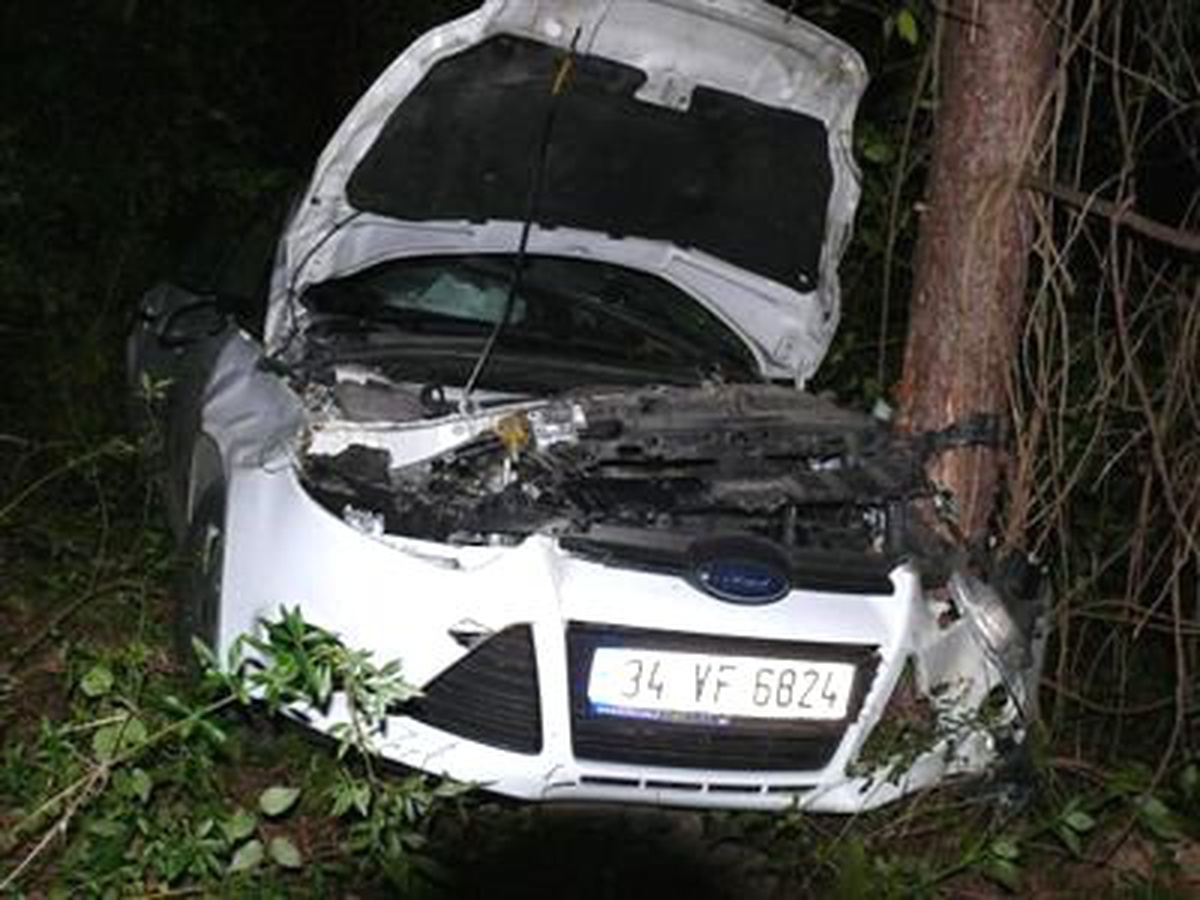 Otomobil Ormanlık Alana Uçtu; 1 Ölü, 2 Yaralı