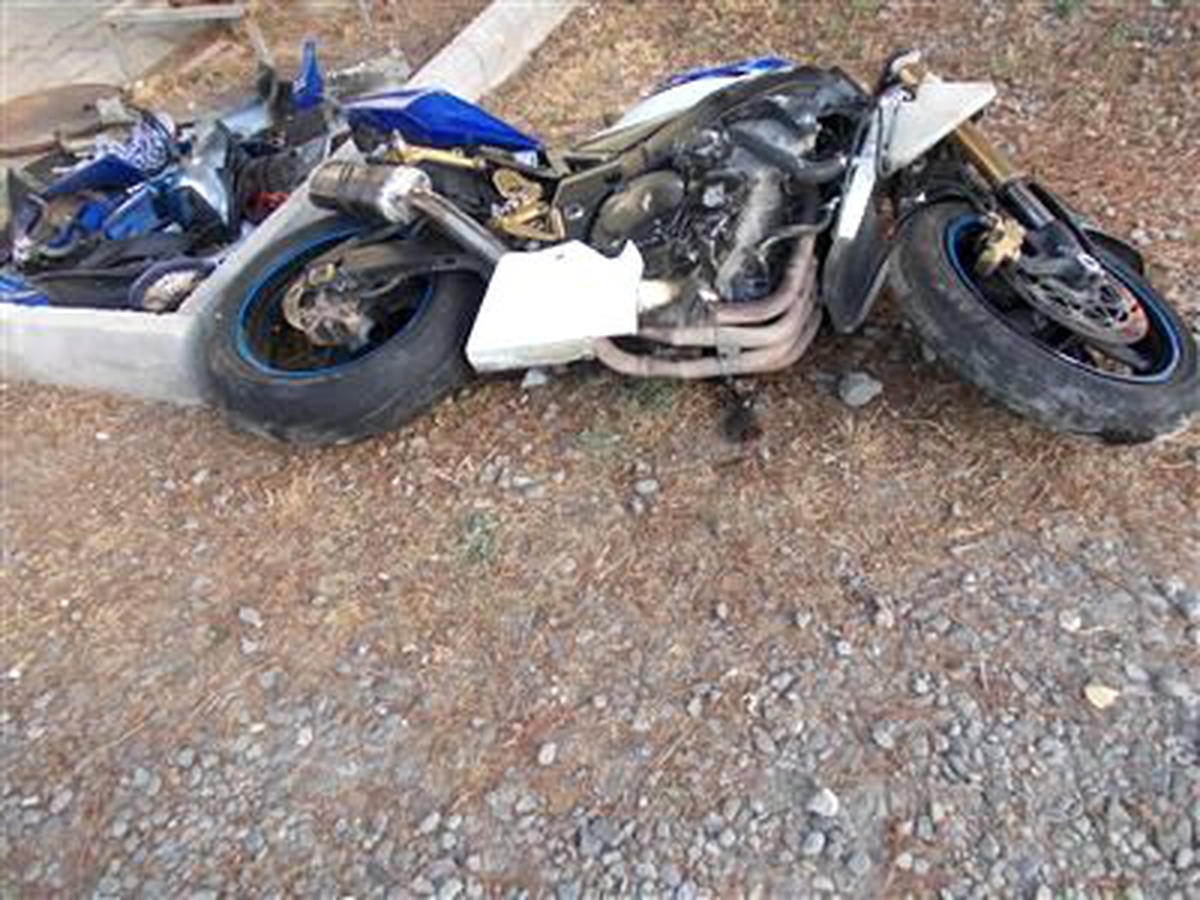 Otomobilin Çarptığı Motosiklet Sürücüsü Öldü