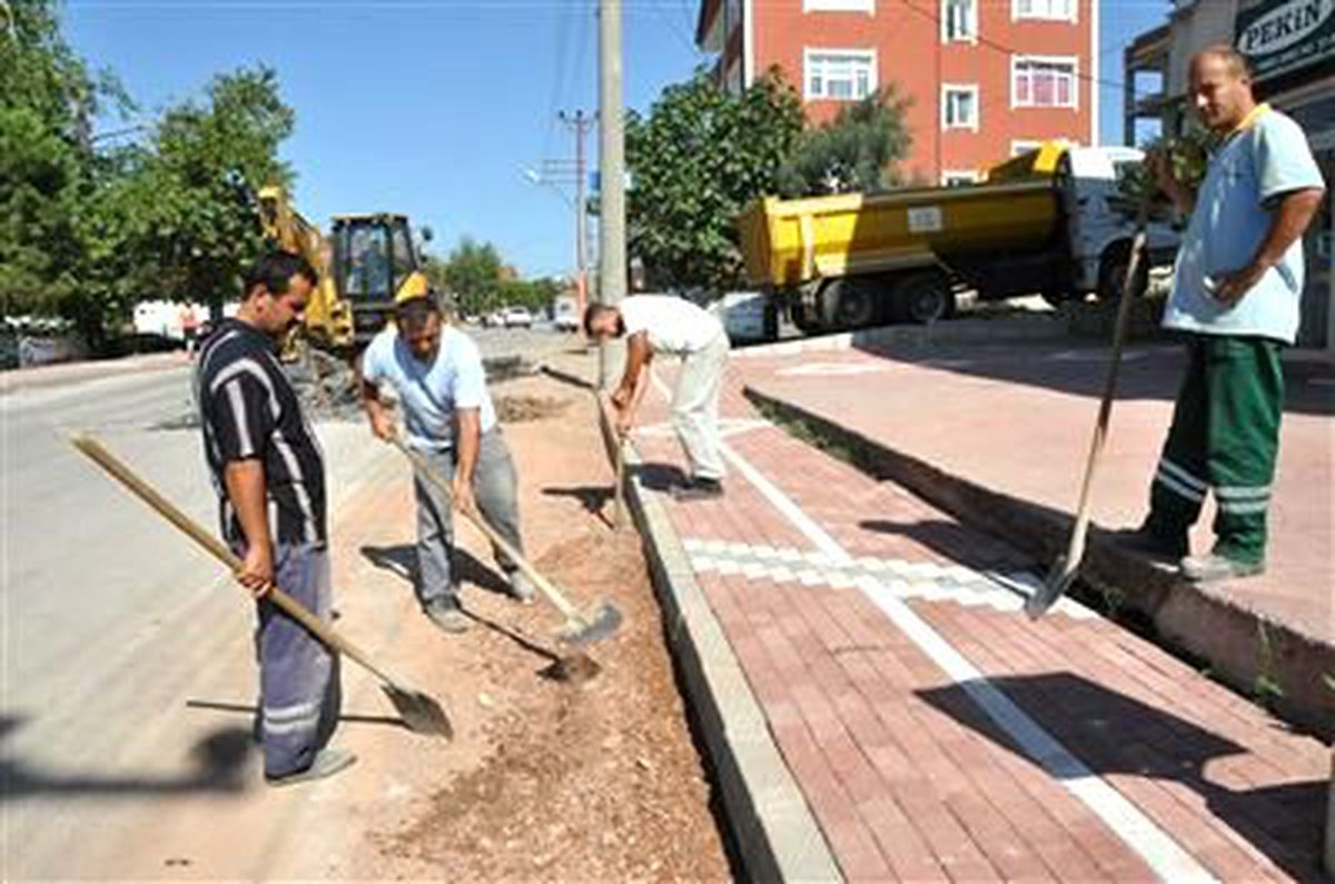Pınar Caddesi\'nde Çalışmalar Sürüyor