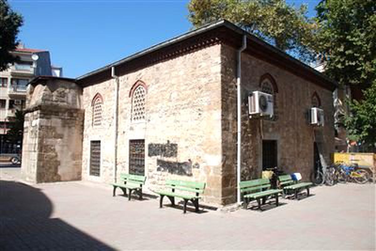 Rüstempaşa Camii\'ni Valilik Restore Edecek