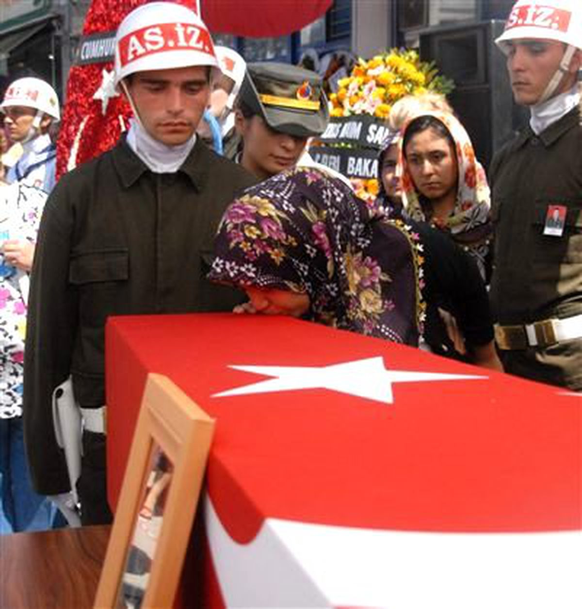 Şehit Astsubay Son yolculuğuna Uğurlandı