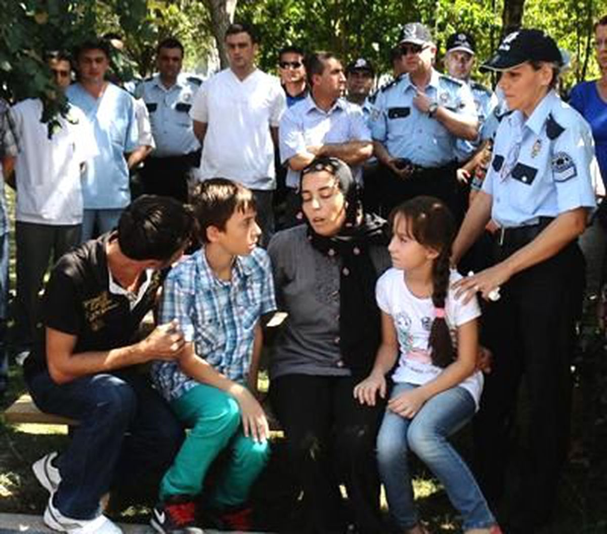 Şehit Polise Ailesinden Acı Veda