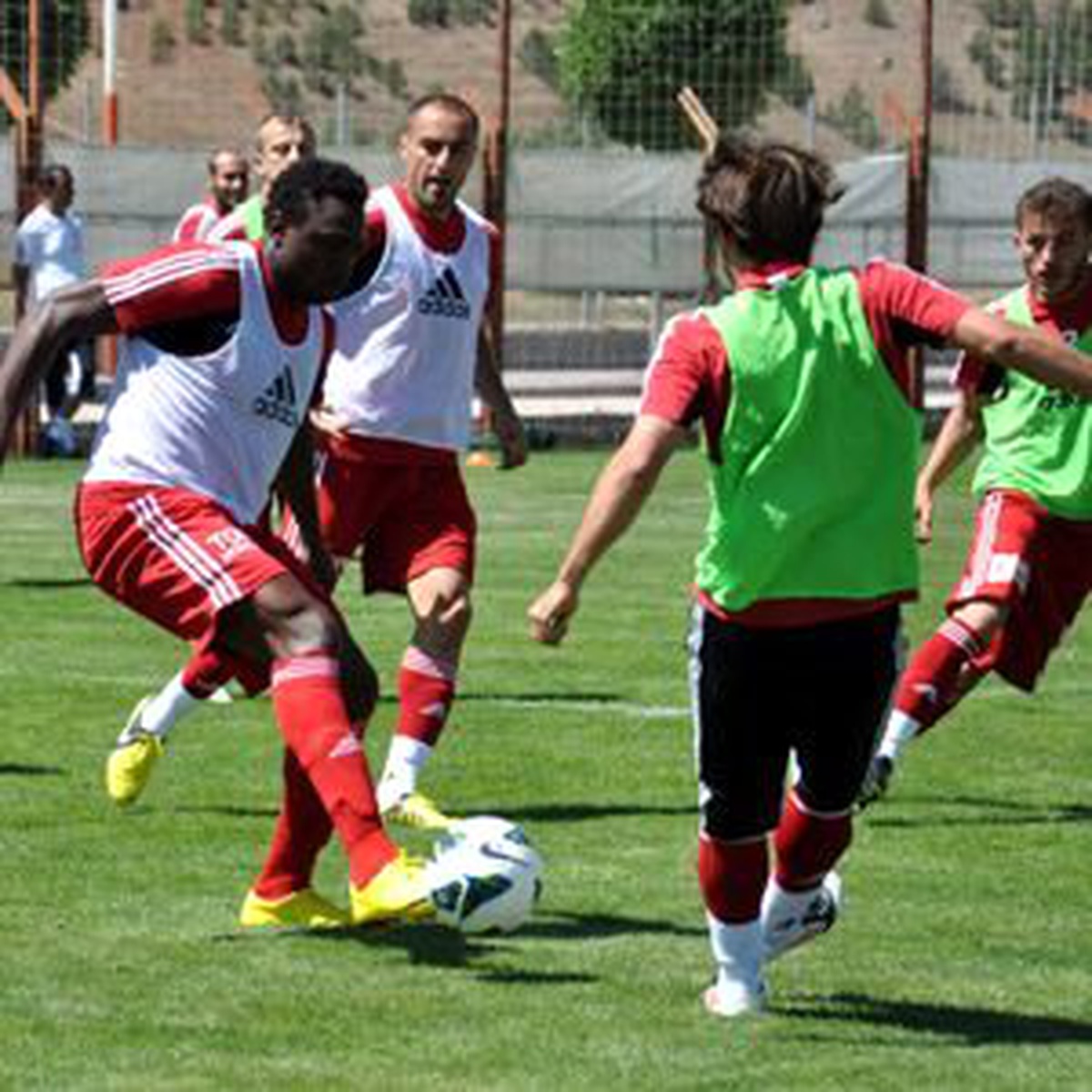 Sivasspor\'da Mersin İdman Yurdu Maçı Anlam Kazandı