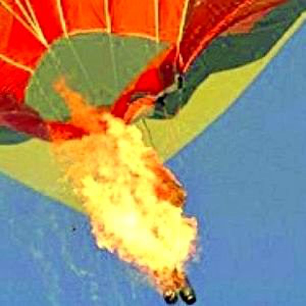 Slovenya\'da Sıcak Hava Balonu Düştü: 2 Kişi Öldü