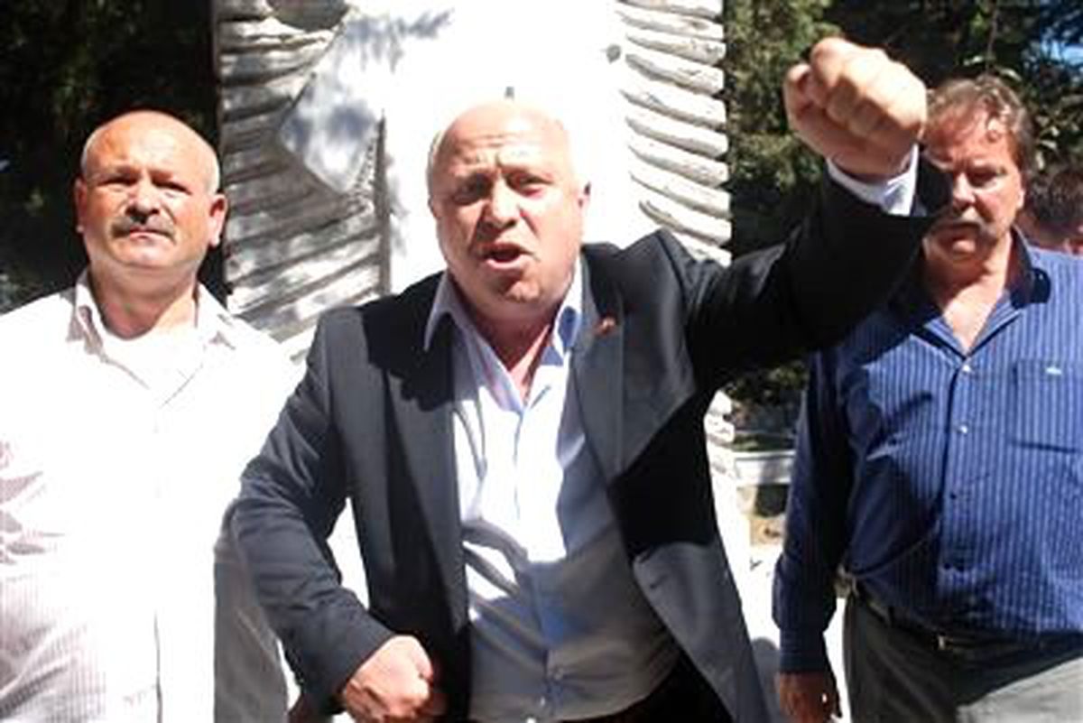 Yalova\'da MHP\'lilerden Teröre Tepki