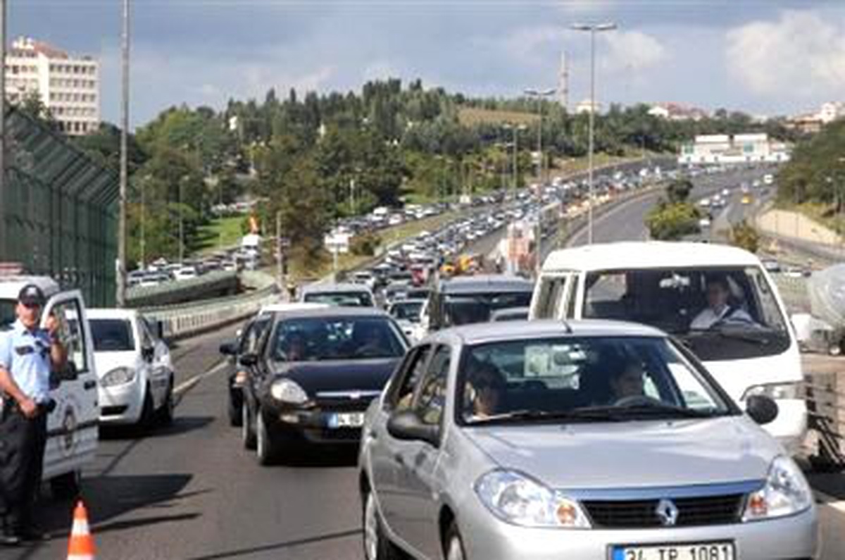 30 Ağustos Zafer Bayramı Kutlamalarında Trafiğe Kapatılacak Yollar