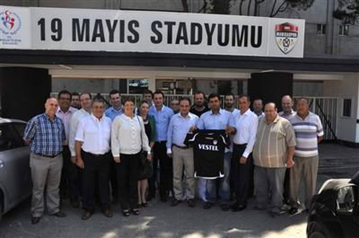 AK Parti\'den Manisaspor\'a Localı Destek