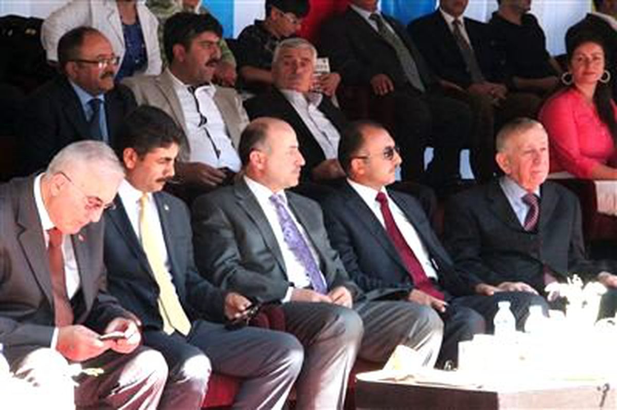 Ardahan\'da Bal Festivali Coşkusu
